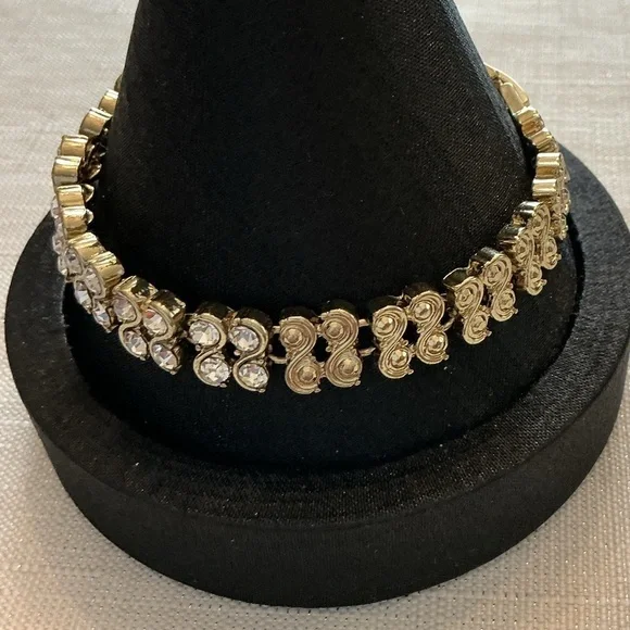 Kelly Fletcher Vintage Rhinestone Collar Necklace, Bracelet and Earrings Set